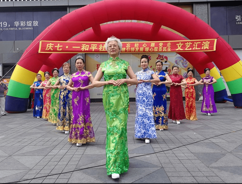 铁锋区剧团新项目，传统与现代融合的文艺新境界探索